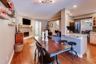 141 Chatsworth Circle, Schaumburg, IL 60194 - Photo 10