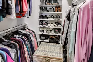 141 Chatsworth Cir, Schaumburg, IL 60194 - Photo 20