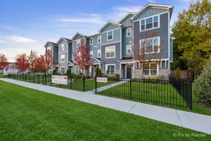 128 E Main St, Cary, IL 60013 - Photo 2