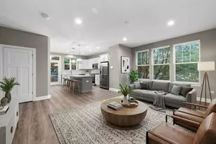 128 E Main St, Cary, IL 60013 - Photo 6