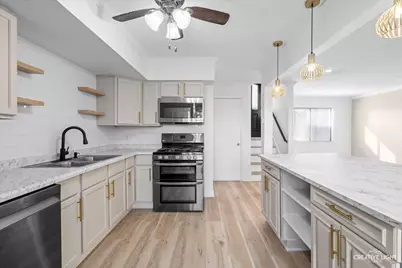 34W657 W Elm Court #C, Saint Charles, IL 60174 - Photo 6