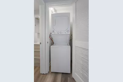 5411 N Winthrop Avenue #202, Chicago, IL 60640 - Photo 8