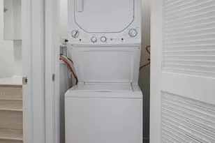 5411 N Winthrop Ave, Chicago, IL 60640 - Photo 8