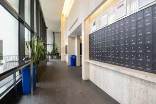 1560 N Sandburg Terrace, Chicago, IL 60610 - Photo 6