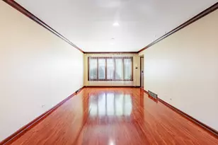 11153 S Ave L, Chicago, IL 60617 - Photo 6