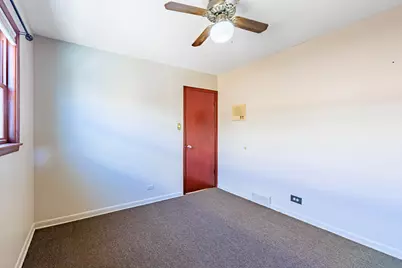 11153 S Avenue L, Chicago, IL 60617 - Photo 8