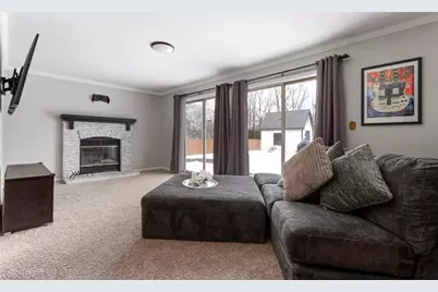 272 Village Lane, Bartlett, IL 60103 - Photo 12