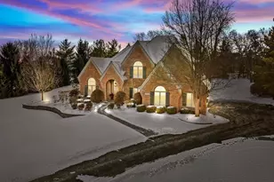 7N224 Whispering Trail, Saint Charles, IL 60175 - Photo 2