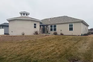 1840 Yorktown Dr, Bourbonnais, IL 60914 - Photo 26