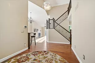 11 Spruce Ct, Bloomington, IL 61704 - Photo 4