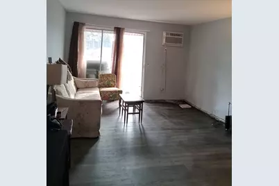 850 E Old Willow Road #218, Prospect Heights, IL 60070 - Photo 2