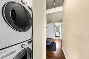 600 N Fairbanks Ct, Chicago, IL 60611 - Photo 26