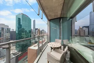 600 N Fairbanks Ct, Chicago, IL 60611 - Photo 22