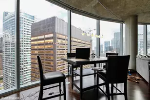 600 N Fairbanks Ct, Chicago, IL 60611 - Photo 4