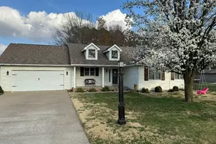 100 Pin Oak Ln, Harrisburg, IL 62946 - Photo 2