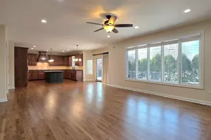 12752 Berkshire Dr, Mokena, IL 60448 - Photo 8