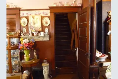 390 W 4th Street, Dallas City, IL 62330 - Photo 4