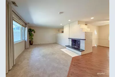 1904 Winston Lane, Schaumburg, IL 60193 - Photo 6