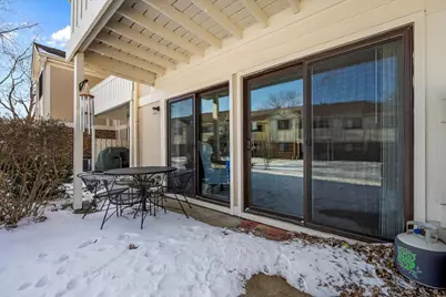 1052 Southbury Lane #B1, Wheeling, IL 60090 - Photo 14