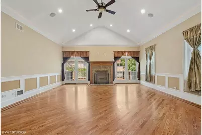 4858 W Chase Avenue, Lincolnwood, IL 60712 - Photo 16