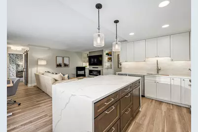 3033 N Sheridan Road #M1, Chicago, IL 60657 - Photo 12