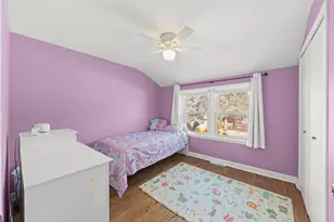 425 Wakeman Ave, Wheaton, IL 60187 - Photo 16