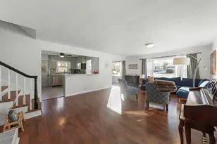 425 Wakeman Ave, Wheaton, IL 60187 - Photo 2