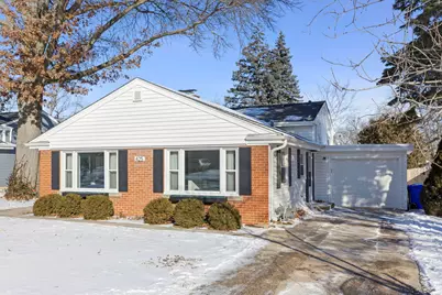 425 Wakeman Avenue, Wheaton, IL 60187 - Photo 1