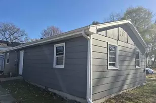 225 E Ogden St, Capron, IL 61012 - Photo 4