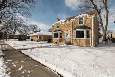 6908 N Mendota Avenue, Chicago, IL 60646 - Photo 2
