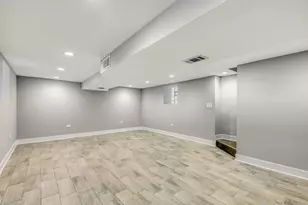 1837 W 104th St, Chicago, IL 60643 - Photo 8