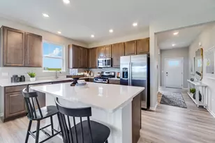 4245 Meadowridge Rd, Woodstock, IL 60098 - Photo 6