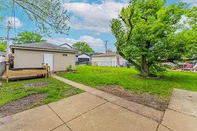 1330 Ridgeland Avenue, Berwyn, IL 60402 - Photo 22
