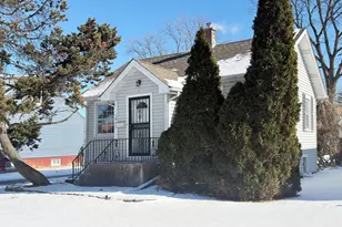 1645 Illinois St, Des Plaines, IL 60016 - Photo 2