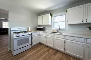 1645 Illinois St, Des Plaines, IL 60016 - Photo 10