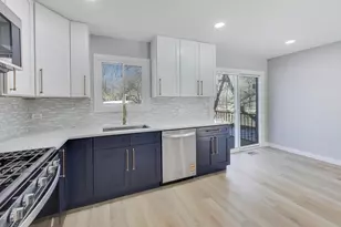 2N660 Valewood Rd, West Chicago, IL 60185 - Photo 6