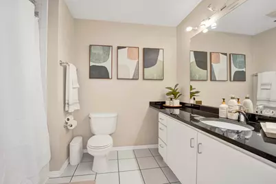 1525 S Sangamon Street #301, Chicago, IL 60607 - Photo 16