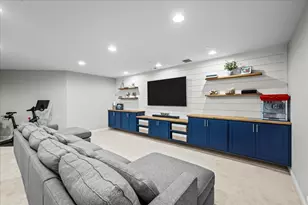 995 Harvard Ct, Highland Park, IL 60035 - Photo 20