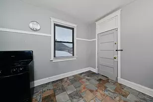 7347 S Calumet Ave, Chicago, IL 60619 - Photo 8