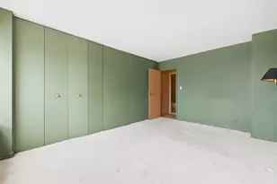 3930 N Pine Grove Ave, Chicago, IL 60613 - Photo 10