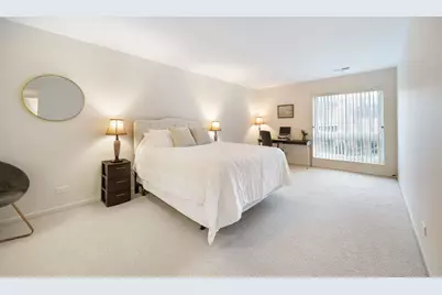 221 N Kenilworth Avenue #208, Oak Park, IL 60302 - Photo 14