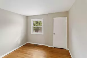 807 Blackhawk Dr, University Park, IL 60484 - Photo 8