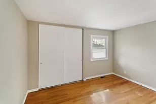 807 Blackhawk Dr, University Park, IL 60484 - Photo 8