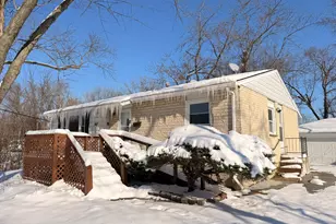 807 Blackhawk Dr, University Park, IL 60484 - Photo 1