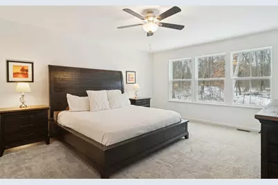 1083 Williamsbury Drive, Crystal Lake, IL 60012 - Photo 18