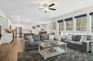 1083 Williamsbury Dr, Crystal Lake, IL 60012 - Photo 6