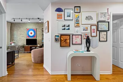 2476 N Albany Avenue #1, Chicago, IL 60647 - Photo 6