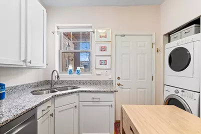 2476 N Albany Avenue #1, Chicago, IL 60647 - Photo 10