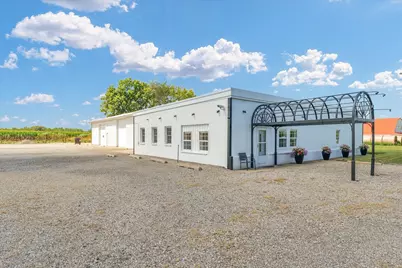 176 S Henning Road, Danville, IL 61832 - Photo 2