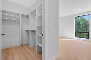 3953 W Dakin St, Chicago, IL 60618 - Photo 16